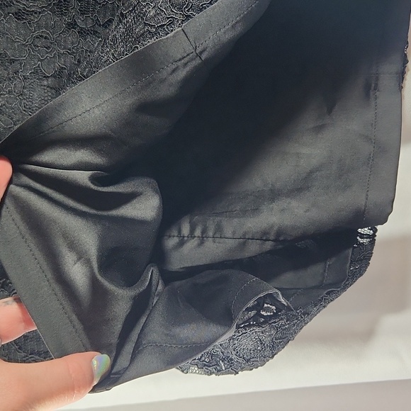 Black Lace mini skirt size 10 by Express - Picture 7 of 14